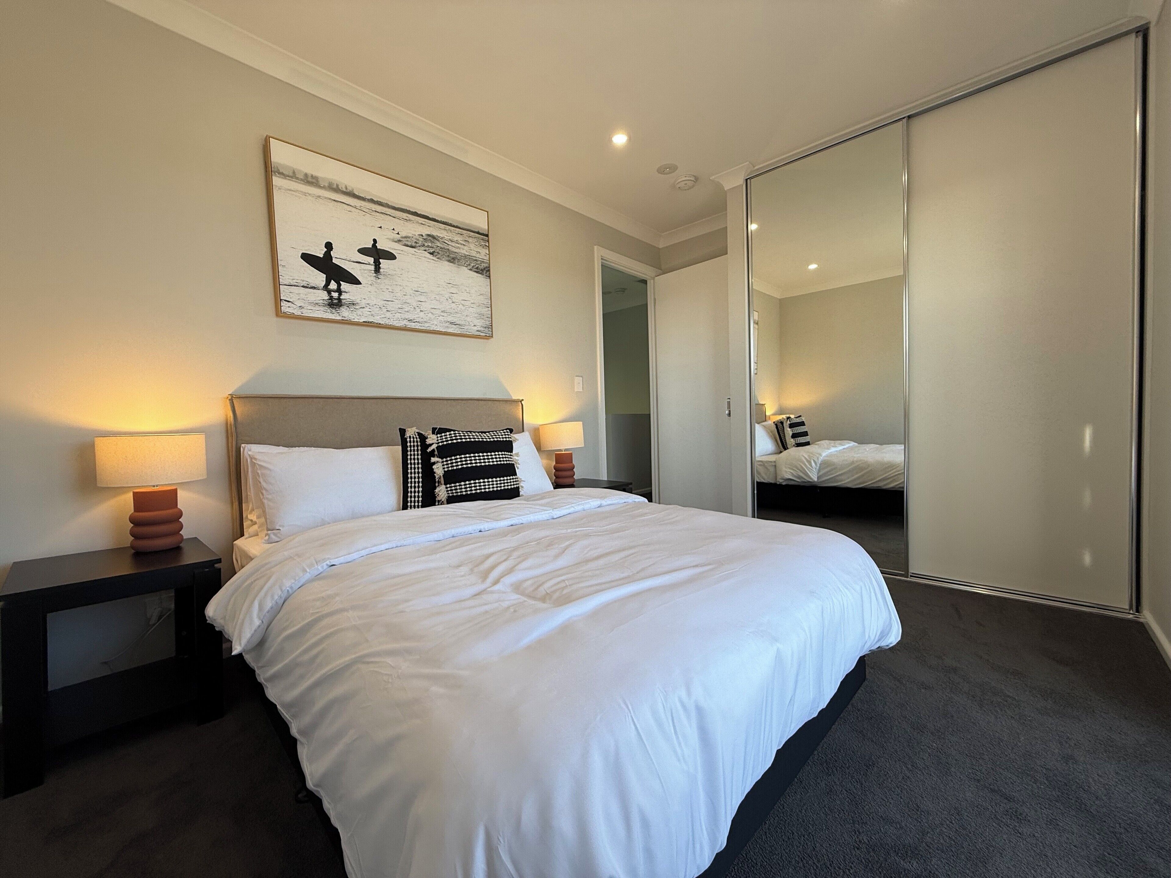 3 bedrooms, iron/ironing board, WiFi, bed sheets