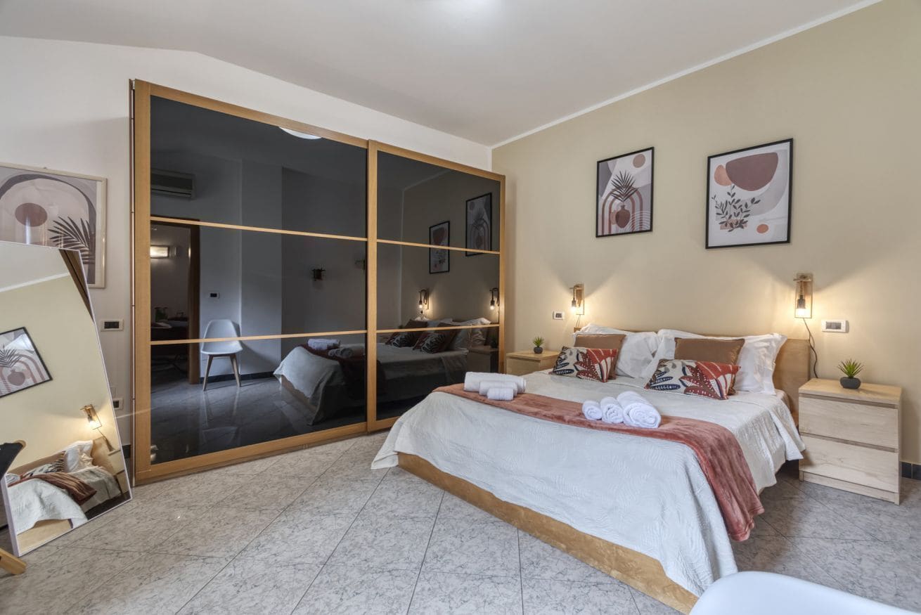 1 bedroom, iron/ironing board, travel crib, WiFi