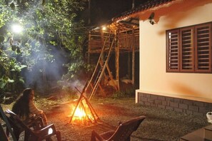 Property grounds - Wayanad days Holiday Home with Tree Hut and Tent

 (Mananthavady)