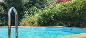 Amazing home in Chassiers with WiFi