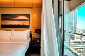 1 Schlafzimmer, Zimmersafe, Schreibtisch, Bügeleisen/Bügelbrett