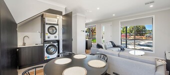 Pinot Noir Villa