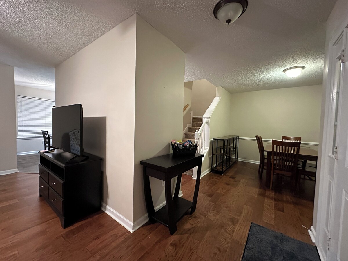 Photo 6 of Spacious 4-bedroom house in Greer