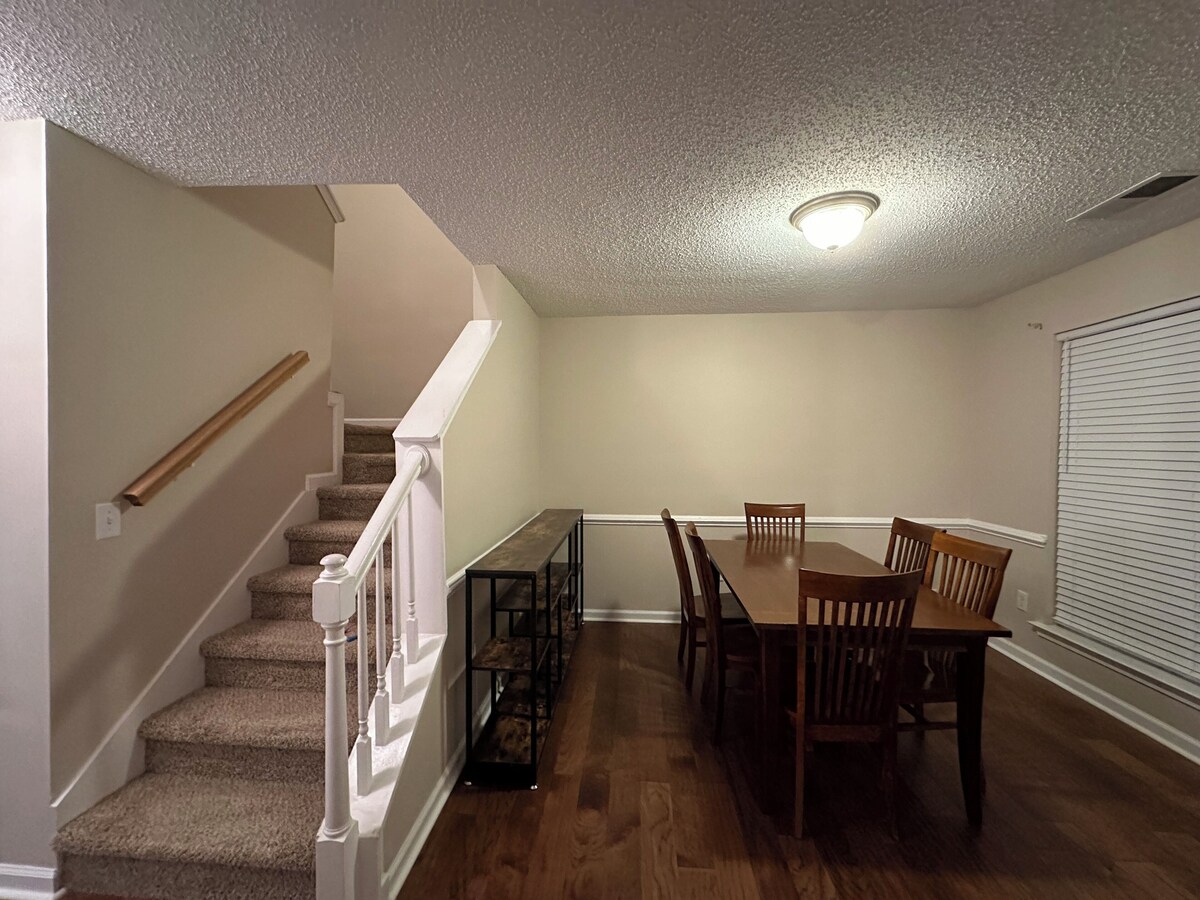Photo 5 of Spacious 4-bedroom house in Greer