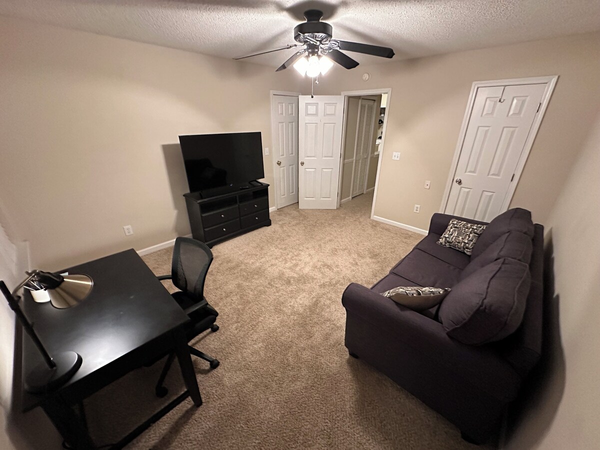 Photo 15 of Spacious 4-bedroom house in Greer