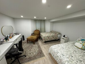 Fer et planche à repasser, Wi-Fi, draps fournis