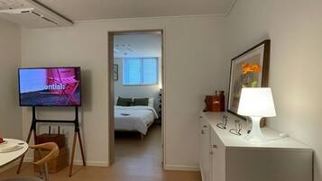 2 chambres, coffres-forts dans les chambres, bureau, Wi-Fi gratuit