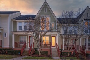 تفاصيل الفندق من الخارج