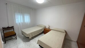 3 bedrooms, WiFi