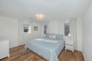 4 chambres, fer et planche à repasser, Wi-Fi gratuit, draps fournis