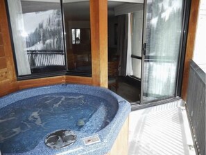 Indoor spa tub - Snowbird Cliff Club Crest Owners Condo - Ski-In / Ski-Out (Snowbird)
