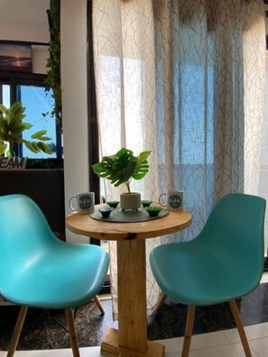 Dining - Sea Dreams - Dream apartment right by the sea (Dakar)
