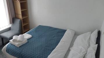 1 bedroom, WiFi, bed sheets