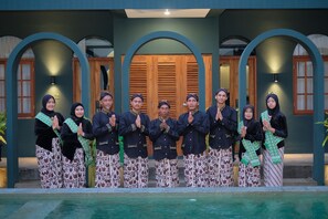 Family Double Room, Patio, Pool View | Terrace/patio - Agung Guest House by RF (Yogyakarta)