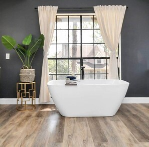 Hair dryer, soap, toilet paper - Your Charming Getaway w/ Game Room & Pool Oasis (Houston)