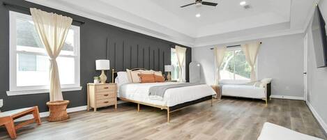 5 bedrooms, iron/ironing board, WiFi, bed sheets