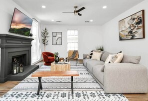 TV connectée, cheminée