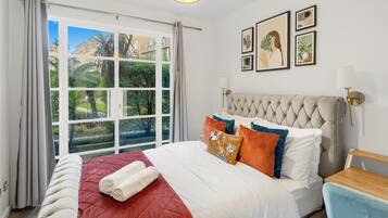 2 Schlafzimmer, Schreibtisch, Bügeleisen/Bügelbrett, kostenloses WLAN