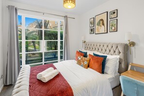 2 chambres, bureau, fer et planche à repasser, Wi-Fi gratuit