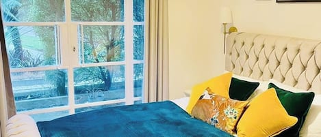 2 chambres, fer et planche Ă repasser, accĂšs Internet, draps fournis