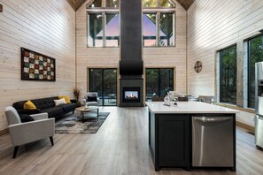 Smart-TV, peis og fotballspill