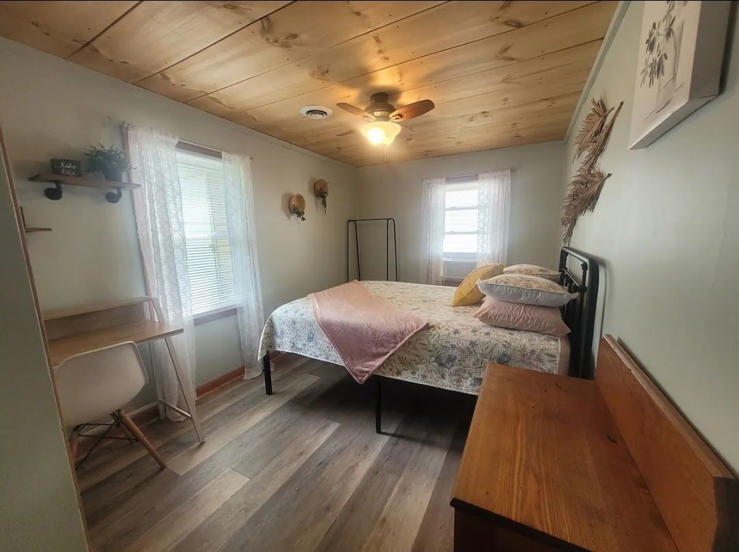 2 Schlafzimmer, Schreibtisch, WLAN, Bettwäsche