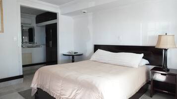 標準客房 | 迷你吧、書桌、手提電腦工作空間、免費 Wi-Fi