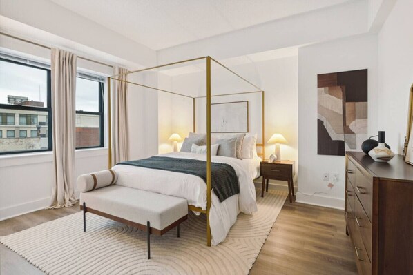 Unclassified image, 1 of 28, button