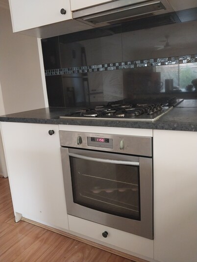 Prime location and separate set of rooms in a peaceful neighbourhood