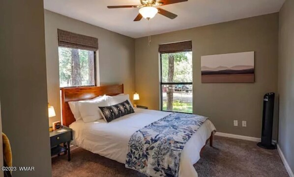 2 bedrooms, iron/ironing board, WiFi, bed sheets