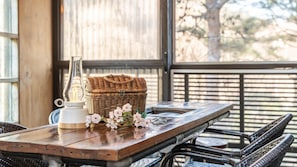 Basic Room, 1 Bedroom (Slow Turtle) - Hongcheon Fiction House Pension (Hongcheon)