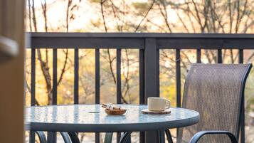 Basic Room, 2 Bedrooms (Yellow Bear (Triple Room)) | 1 bedroom, free WiFi