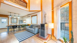 Habitación básica, 2 habitaciones (Snow Deer(Duplex)) | 1 dormitorio y wifi gratis