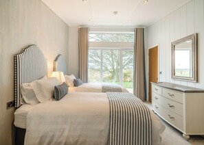 2 bedrooms
