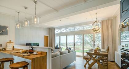 2 bedroom accommodation in Crosby-on-Eden