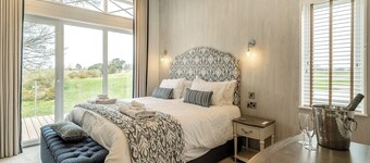 2 bedroom accommodation in Crosby-on-Eden