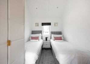 2 bedrooms