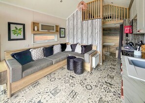 Living area - 2 bedroom accommodation in Gartmore (Gartmore)