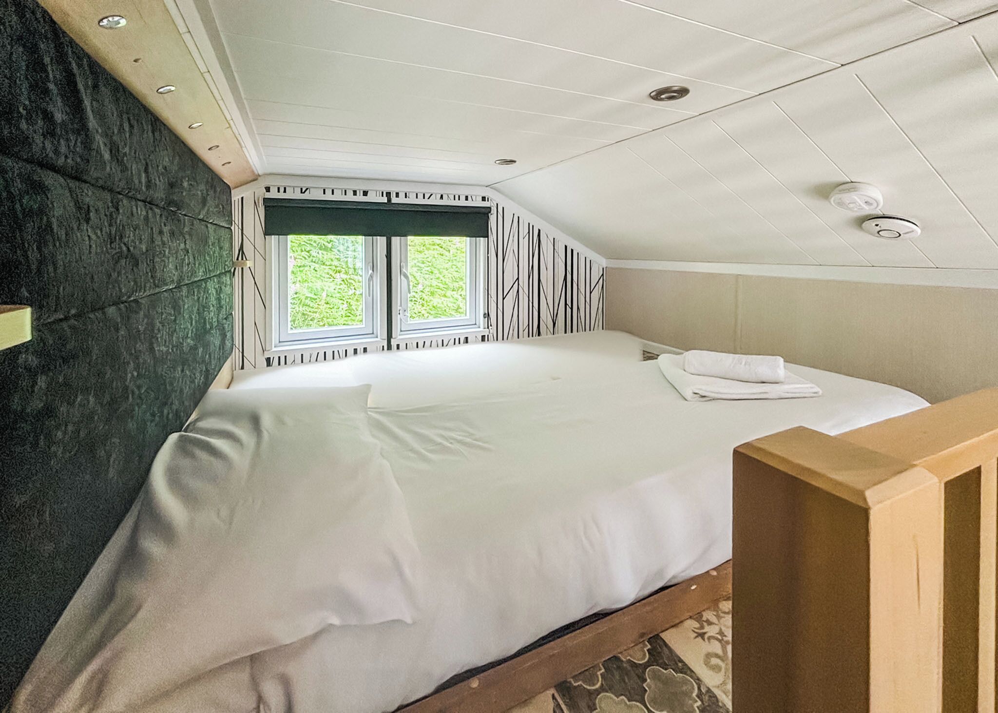 2 bedrooms