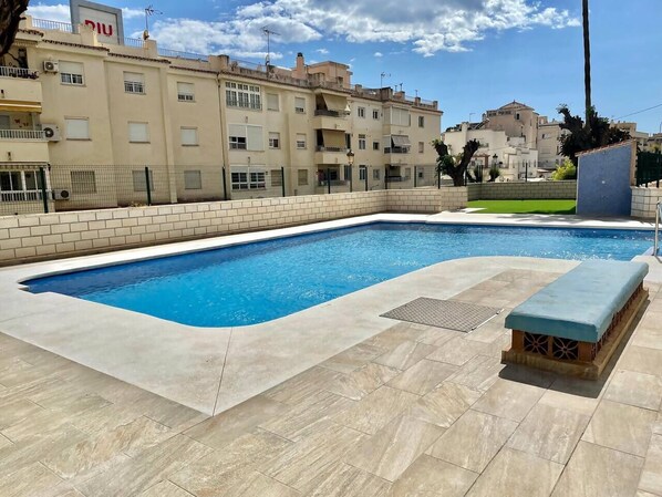 Pool - R001. Nice apartment in Nerja next to the beach (Nerja)