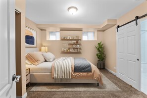 2 室のベッドルーム、アイロン / アイロン台、WiFi、ベッドシーツ