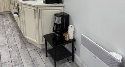 Charming 1-bedroom apartment with AC, WiFi in wonderful Queens