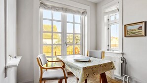 Uklassifisert bilde, 2 av 18, knapp