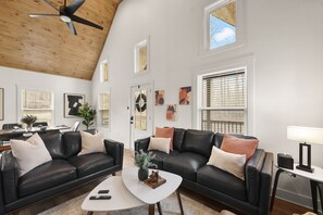 Smart TV, fireplace, video games