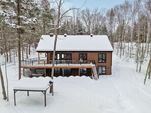 Exterior - Escape to Mont-Tremblant: A Luxurious Retreat Awaits You (La Conception)