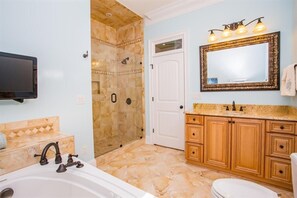 Hårtørrer, håndklæder, Sæbe, Shampoo