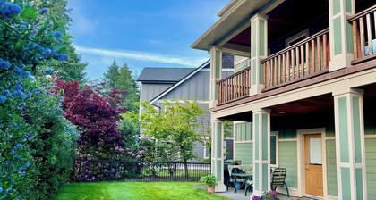 Garden Oasis in Victoria's Golf and Tennis Resort