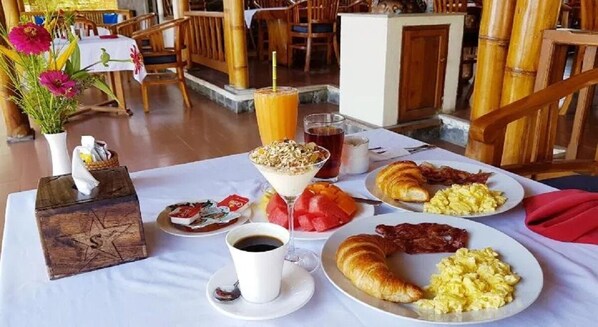 Petit déjeuner continental compris tous les jours