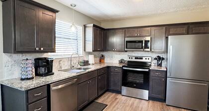 Hey, Porter: New, Remodeled, Modern, Clean 3BR NR Lawton Ft Sill/Wichita Mts