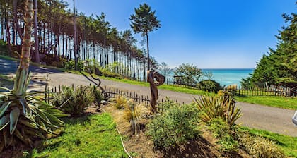 Black Sands Escape- Ocean and Range Views- Comfort